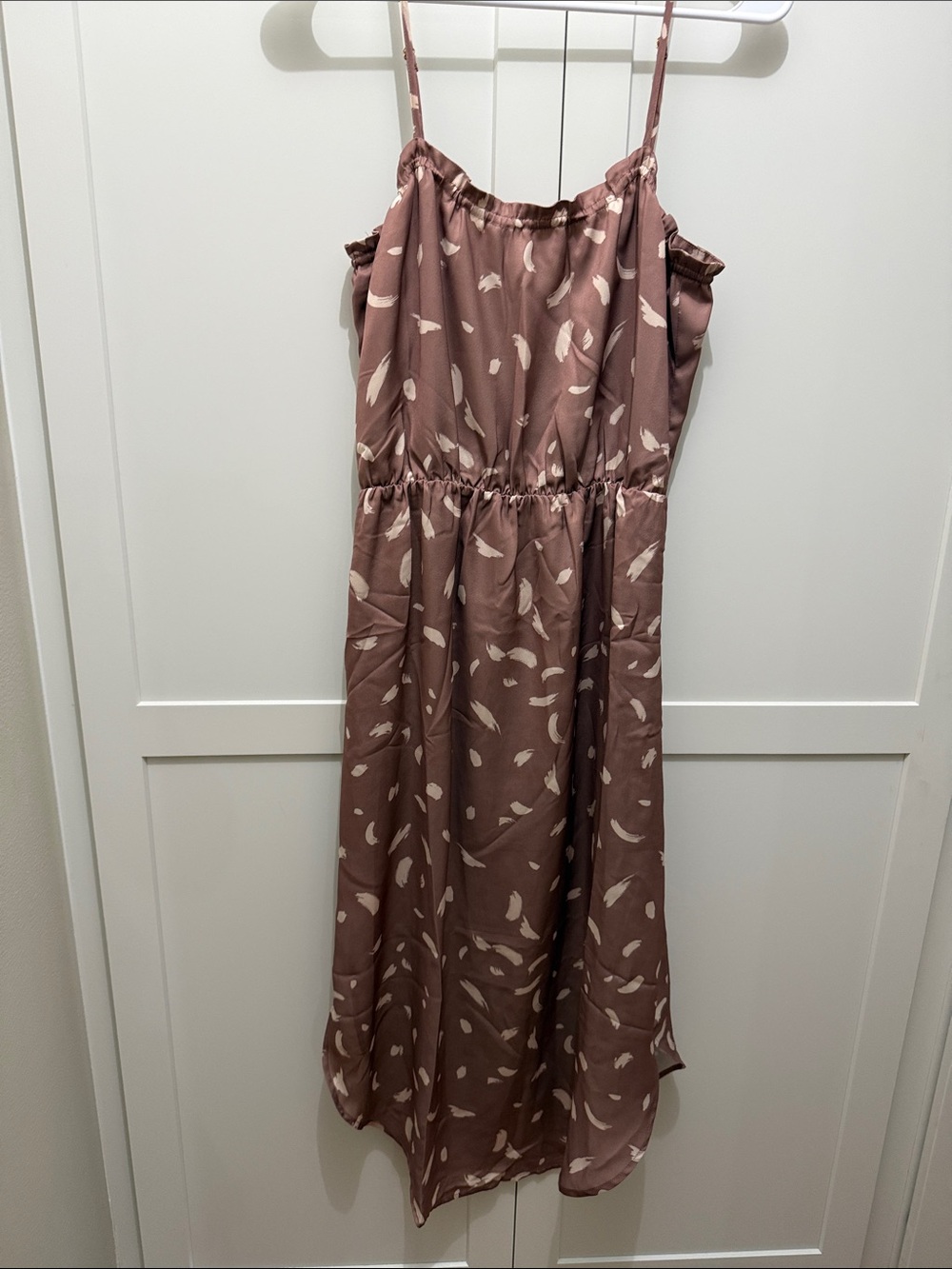 saltwater LUXE Dusty Rose Feather-Print Dress